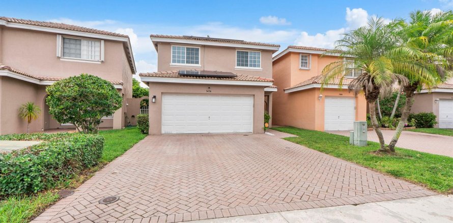 House in Sunrise, Florida 3 bedrooms, 168.62 sq.m. № 2087008
