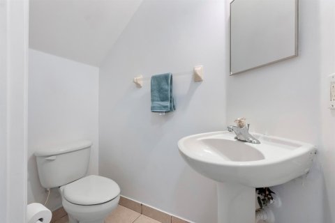 House in Sunrise, Florida 3 bedrooms, 168.62 sq.m. № 2087008 - photo 20