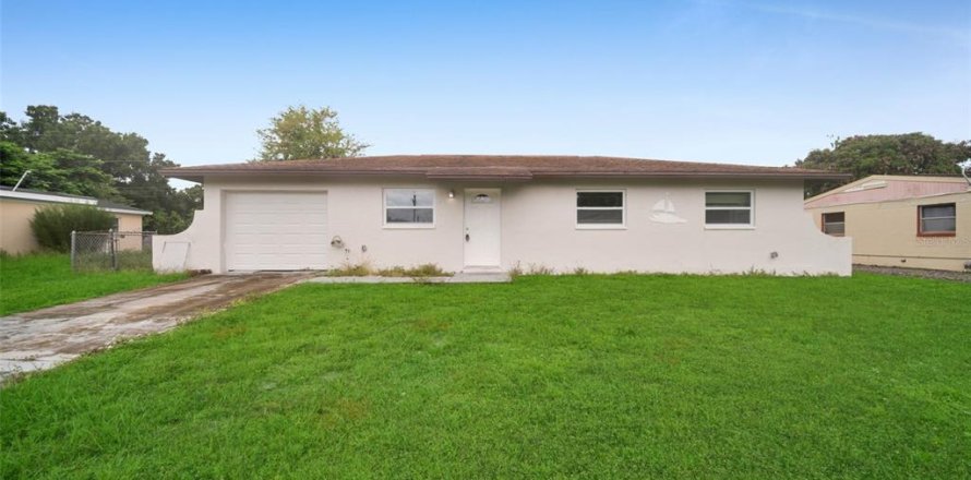 Villa ou maison à Lehigh Acres, Floride 3 chambres, 105.35 m2 № 2277192