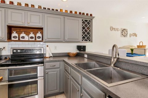 House in Venice, Florida 4 bedrooms, 182.55 sq.m. № 1746326 - photo 9
