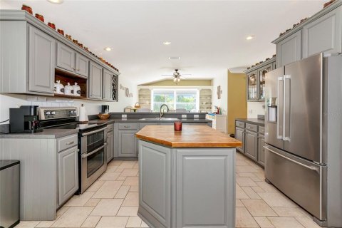 House in Venice, Florida 4 bedrooms, 182.55 sq.m. № 1746326 - photo 8