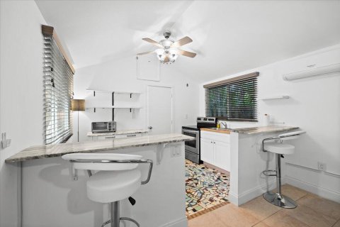 Casa en alquiler en Fort Lauderdale, Florida, 2 dormitorios, 147.81 m2 № 2187559 - foto 24