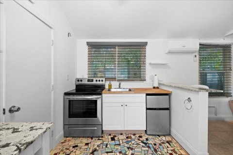 Casa en alquiler en Fort Lauderdale, Florida, 2 dormitorios, 147.81 m2 № 2187559 - foto 26