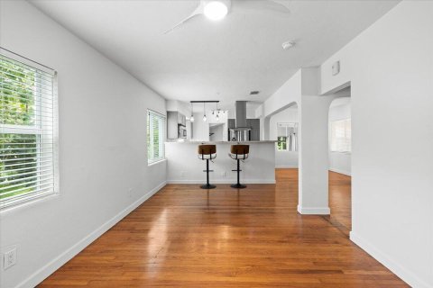 Casa en alquiler en Fort Lauderdale, Florida, 2 dormitorios, 147.81 m2 № 2187559 - foto 7