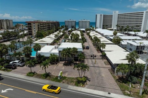 Купить виллу или дом в Сарасота, Флорида 6 комнат, 114.46м2, № 1812934 - фото 30