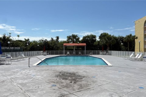 Appartement à louer à Hialeah, Floride: 1 chambre, 35.49 m2 № 2029909 - photo 9
