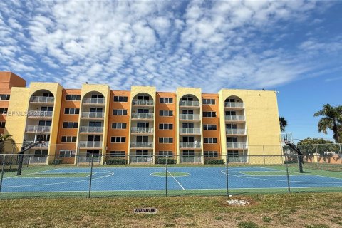 Appartement à louer à Hialeah, Floride: 1 chambre, 35.49 m2 № 2029909 - photo 10