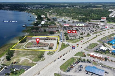 Commercial property in Sebring, Florida 1629.23 sq.m. № 2291190 - photo 3