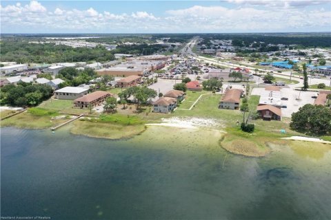 Commercial property in Sebring, Florida 1629.23 sq.m. № 2291190 - photo 8