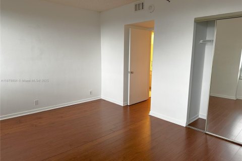 Copropriété à vendre à Miami, Floride: 2 chambres, 152.36 m2 № 1927665 - photo 30