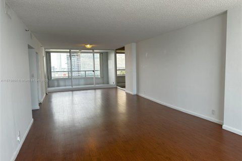 Copropriété à vendre à Miami, Floride: 2 chambres, 152.36 m2 № 1927665 - photo 9