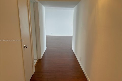 Copropriété à vendre à Miami, Floride: 2 chambres, 152.36 m2 № 1927665 - photo 21