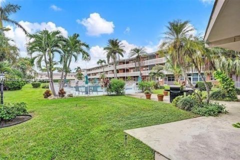 Condominio en alquiler en Hallandale Beach, Florida, 1 dormitorio, 60.39 m2 № 1890902 - foto 26