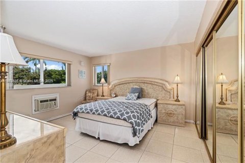 Condominio en alquiler en Hallandale Beach, Florida, 1 dormitorio, 60.39 m2 № 1890902 - foto 18
