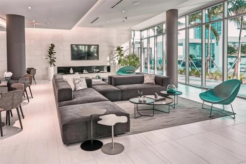 Condo in Miami, Florida, 1 bedroom  № 1753100 - photo 18