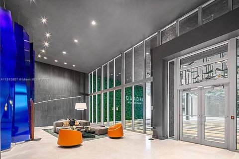 Condo in Miami, Florida, 1 bedroom  № 1753100 - photo 15