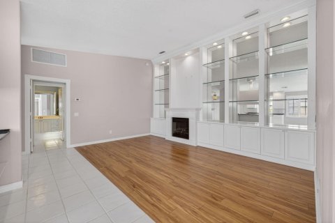 Villa ou maison à vendre à Palm City, Floride: 2 chambres, 156.08 m2 № 2087411 - photo 7