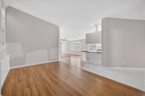 Villa ou maison à vendre à Palm City, Floride: 2 chambres, 156.08 m2 № 2087411 - photo 8