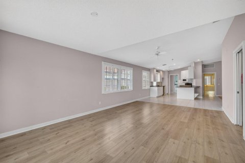 Villa ou maison à vendre à Palm City, Floride: 2 chambres, 156.08 m2 № 2087411 - photo 17