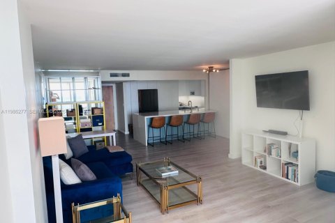 Condo in Miami Beach, Florida, 1 bedroom  № 2052483 - photo 9
