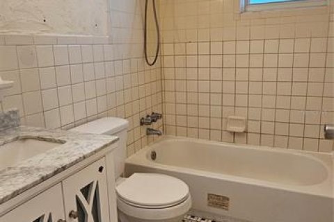 Villa ou maison à louer à Largo, Floride: 2 chambres, 71.35 m2 № 1813773 - photo 9