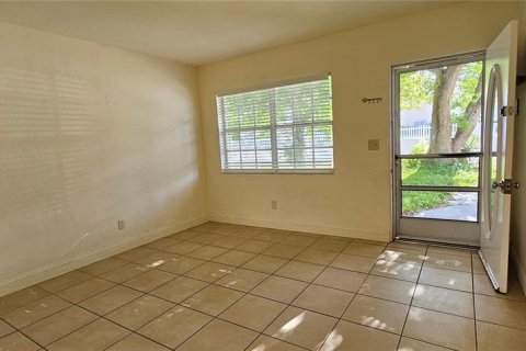Villa ou maison à louer à Largo, Floride: 2 chambres, 71.35 m2 № 1813773 - photo 5