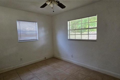 Villa ou maison à louer à Largo, Floride: 2 chambres, 71.35 m2 № 1813773 - photo 7
