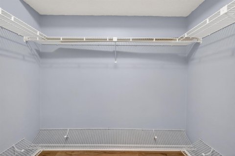 Condo in Lake Worth, Florida, 2 bedrooms  № 2251477 - photo 26
