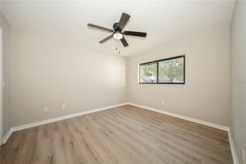 Casa en venta en Tampa, Florida, 4 dormitorios, 245.35 m2 № 1540312 - foto 10