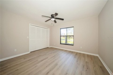 Casa en venta en Tampa, Florida, 4 dormitorios, 245.35 m2 № 1540312 - foto 5
