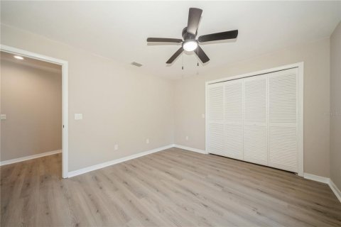 Casa en venta en Tampa, Florida, 4 dormitorios, 245.35 m2 № 1540312 - foto 6
