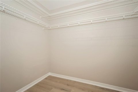 Casa en venta en Tampa, Florida, 4 dormitorios, 245.35 m2 № 1540312 - foto 25