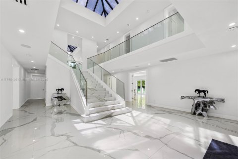 Villa ou maison à louer à Palmetto Bay, Floride: 7 chambres, 755.2 m2 № 1956730 - photo 5
