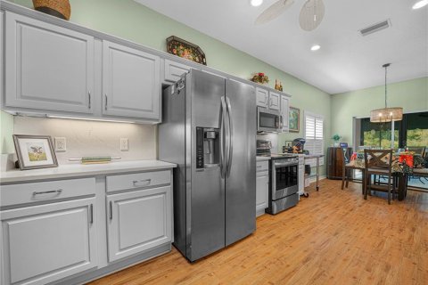 House in Lake Wales, Florida 3 bedrooms, 171.59 sq.m. № 2151177 - photo 7