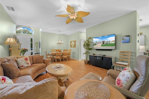 House in Lake Wales, Florida 3 bedrooms, 171.59 sq.m. № 2151177 - photo 4