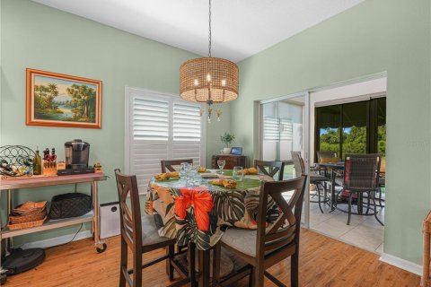 House in Lake Wales, Florida 3 bedrooms, 171.59 sq.m. № 2151177 - photo 13