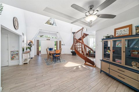 Villa ou maison à vendre à New Port Richey, Floride: 3 chambres, 176.79 m2 № 1815326 - photo 10
