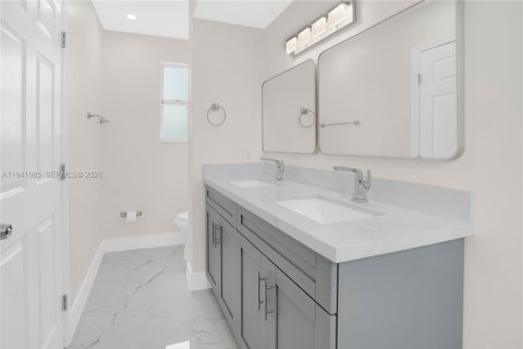 Villa ou maison à vendre à Homestead, Floride: 3 chambres, 135.54 m2 № 1999496 - photo 13