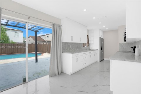 Villa ou maison à vendre à Homestead, Floride: 3 chambres, 135.54 m2 № 1999496 - photo 4