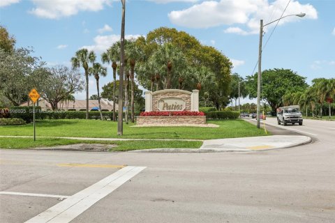 Copropriété à vendre à Boca Raton, Floride: 2 chambres, 140.84 m2 № 2066161 - photo 7