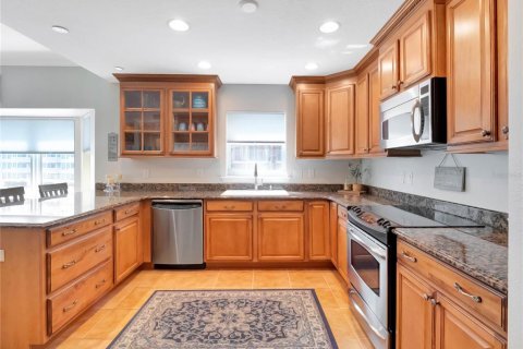 Condo in New Smyrna Beach, Florida, 3 bedrooms  № 1382472 - photo 9