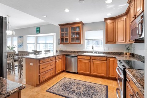 Condo in New Smyrna Beach, Florida, 3 bedrooms  № 1382472 - photo 10