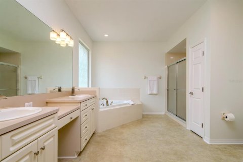 House in Lakeland, Florida 4 bedrooms, 202.25 sq.m. № 1679996 - photo 23