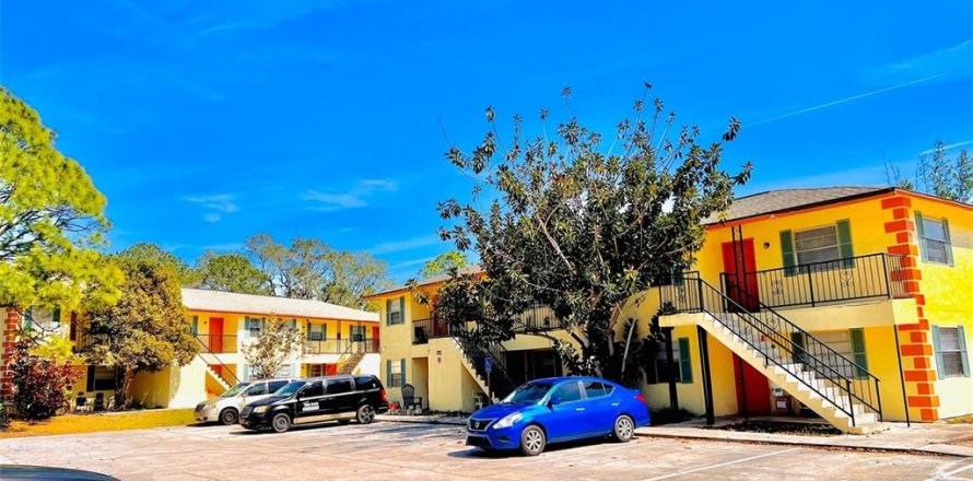 Appartement à Titusville, Floride 2 chambres, 75.9 m2 № 2104739