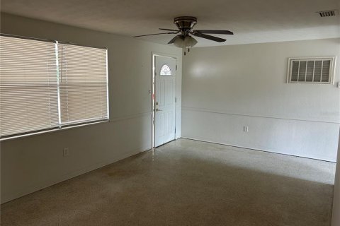 Villa ou maison à louer à Holiday, Floride: 2 chambres, 95.88 m2 № 1796078 - photo 4