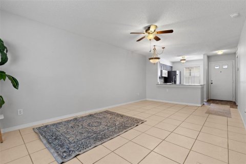 Condo in Palm Harbor, Florida, 1 bedroom  № 1670887 - photo 15