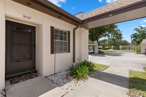 Condo in Palm Harbor, Florida, 1 bedroom  № 1670887 - photo 1