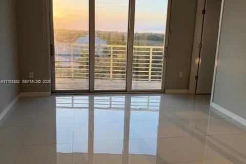 Купить кондоминиум в Дорал, Флорида 2 спальни, 99.96м2, № 2016971 - фото 15