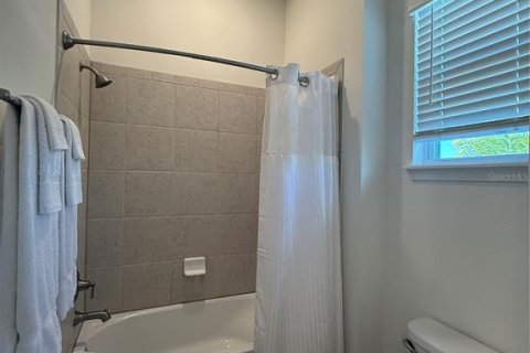 Villa ou maison à vendre à Kissimmee, Floride: 2 chambres, 110.37 m2 № 2135972 - photo 19