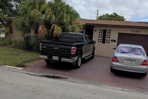 Casa en Margate, Florida 3 dormitorios, 147.44 m2 № 2175302